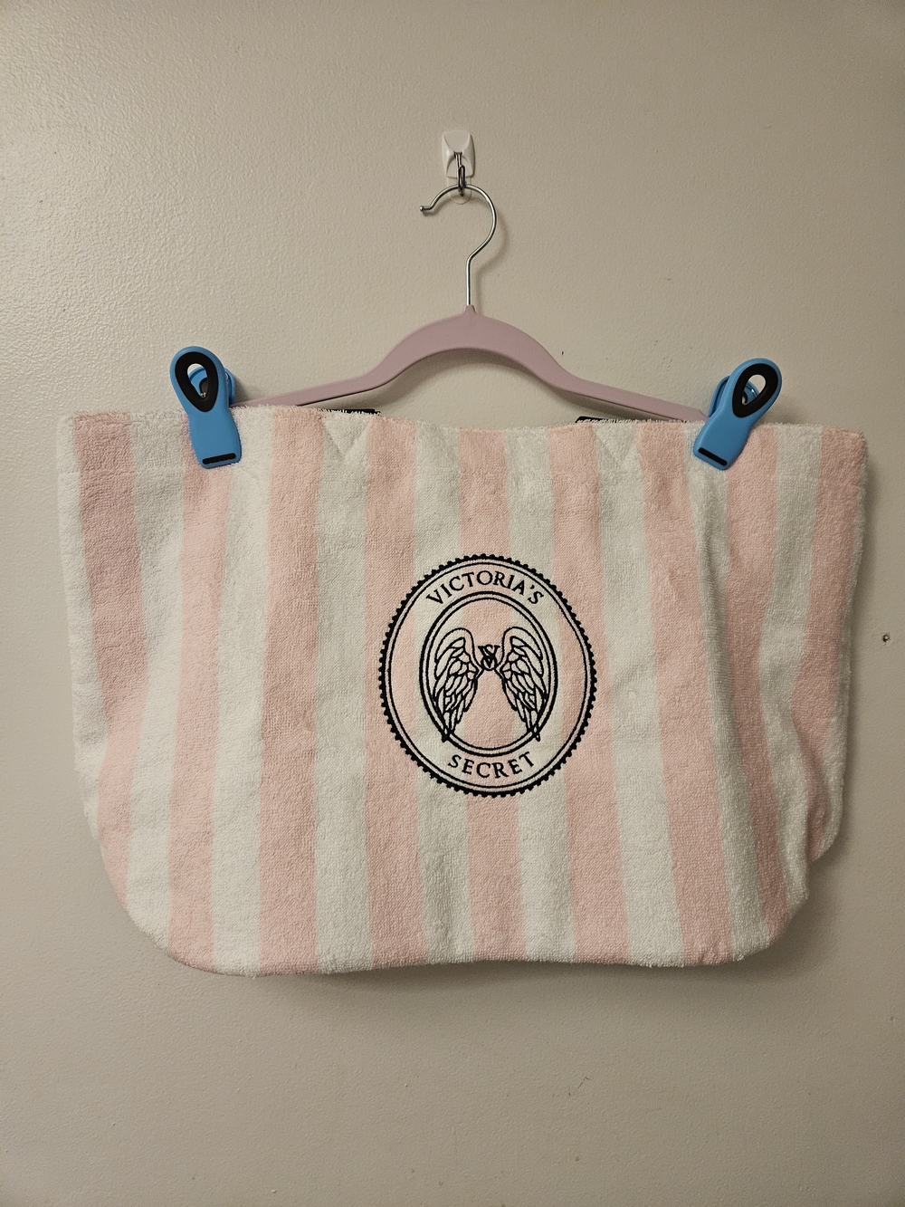 Victoria's Secret NWT Pink and White Striped Terry Cloth Tote